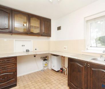 2 bedroom ground floor flat to rent - Photo 6