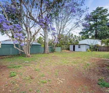 stylish and sophicated home in Centenary Heights - Photo 6