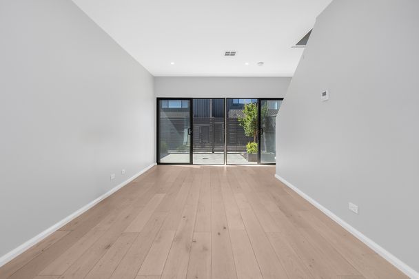 Lifestyle Meets Convenience - Photo 1