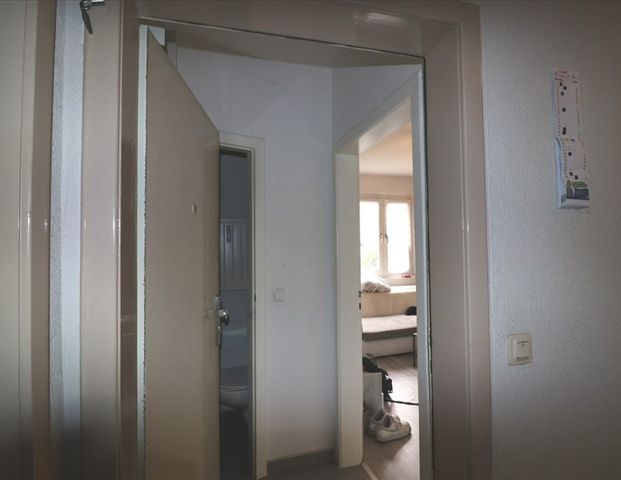 * 1 ZIMMER MIT BALKON IM ERDGESCHOSS*, DU-Rheinhausen, Augustastr. – Alte Krupp-Siedlung - Foto 1