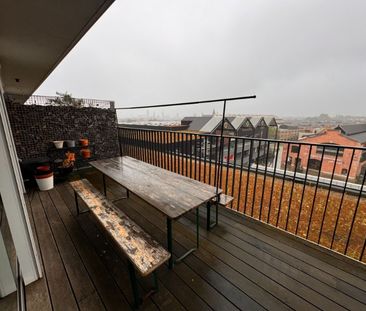 --- NIEUW --- Fantastiche penthouse met 1-slaapkamer, groot zonnegericht terras en autostaanplaats! - Photo 1