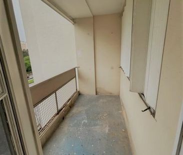 Location Appartement 3 pièces 70m² CHALON SUR SAONE 71100 - Photo 2