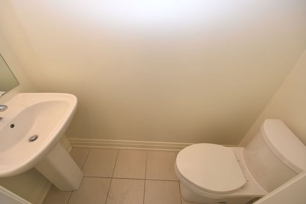 For Lease - 24 Teasel Way, Markham, Ontario - Photo 1