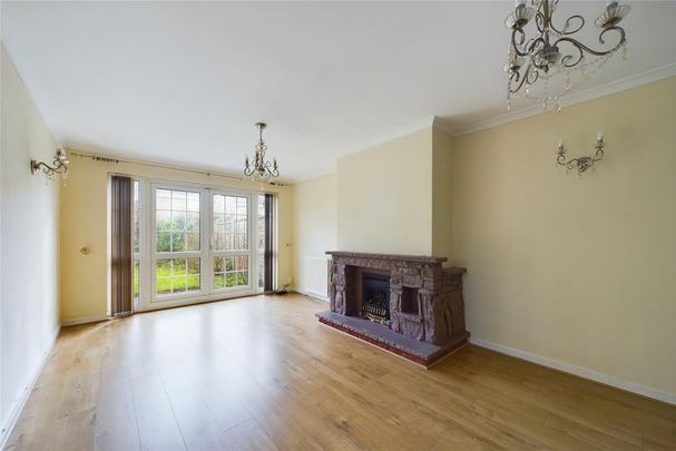 4 bedroom semi-detached house to rent - Photo 1