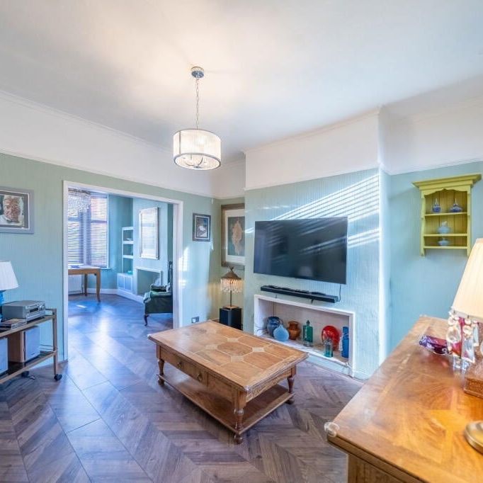 2 Bed Terraced House, Beatrice St, L20 - Photo 1