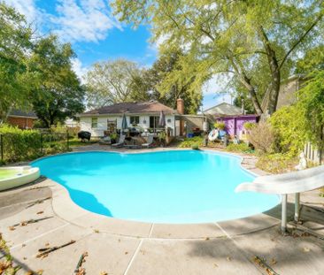 For Lease - 10813 Victoria Square Boulevard, Markham, Ontario - Photo 2