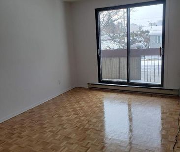 2 CH - 1 SDB - Laval - $1,375 /mo - Photo 2