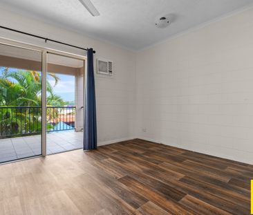 TWO BEDROOM UNIT - CLOSE TO LOCAL SHOPS AND SCHOOLS - Photo 4