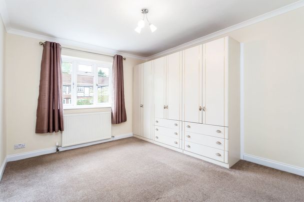 Arlington Lodge, Monument Hill, Weybridge, KT13 maisonette to rent - Photo 1