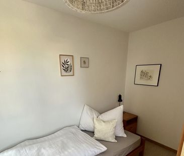 MAISON DE 6 PIÈCES À NEUHAUSEN AM RHEINFALL (SH), MEUBLÉE, TEMPORAIRE - Photo 5