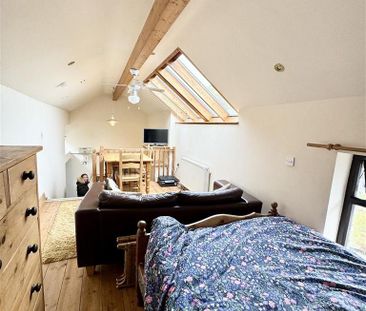 1 bedroom barn conversion to rent - Photo 2
