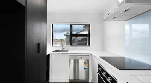 Tastefully Decorated - Great Location - Photo 1