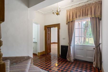 6 bedroom detached house to rent - Photo 5