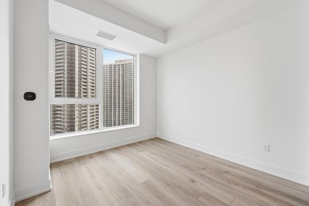 For Lease - 60 Central Park Roadway N/A Unit# 1505, Toronto, Ontario - Photo 5