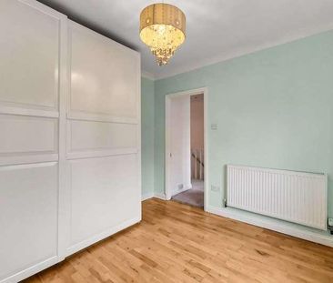 Courtenay Avenue, Harrow, HA3 - Photo 3