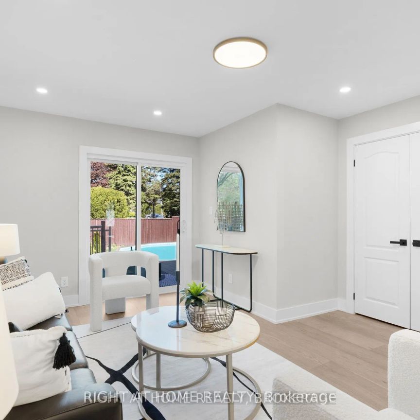 347 Mapledene Drive #UPPER - Photo 1