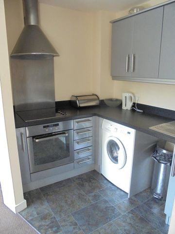 2 bedroom apartment to rent - Photo 5