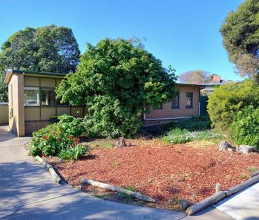 Charming 3-Bedroom Home in Christies Beach - Photo 6