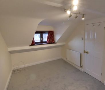 3 bedroom terraced house to rent - Photo 5