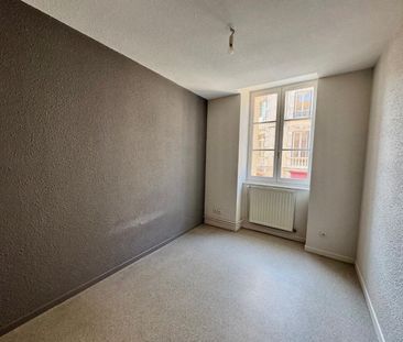 APPARTEMENT T2 A LOUER A ROANNE - CENTRE VILLE - Photo 1