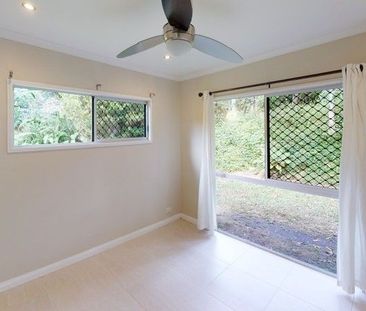 Stunning home in the rainforest - Photo 2