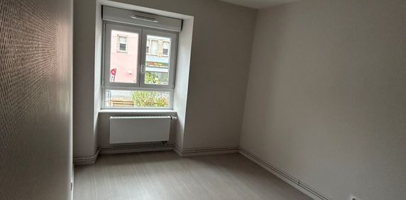 Location - Appartement T3 - 55 m² - Pays-de-Clerval - Photo 2