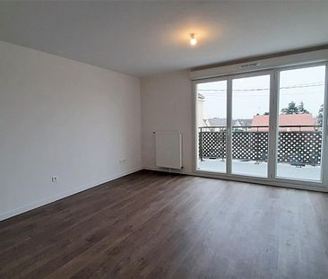 location Appartement T2 DE 41.64m² À ATHIS MONS - Photo 4