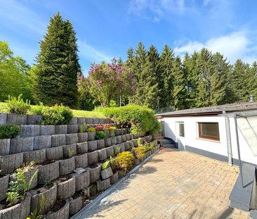 Zerf: Gemütliche 2-Zimmer-Wohnung in ruhiger Lage von Zerf – mit gr... - Foto 1