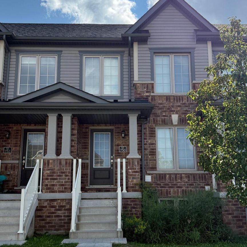 For Lease - 750 Linden Drive, Cambridge, Ontario - Photo 2