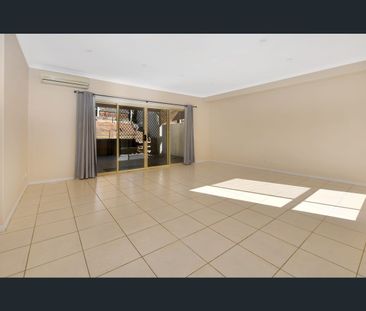 39 Elmwood Circuit, Springfield Lakes, Qld 4300 - Photo 6