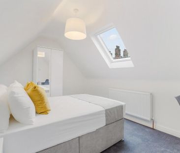 One Bedroom Top Floor Apartment for Rent in Nottingham - Photo 3