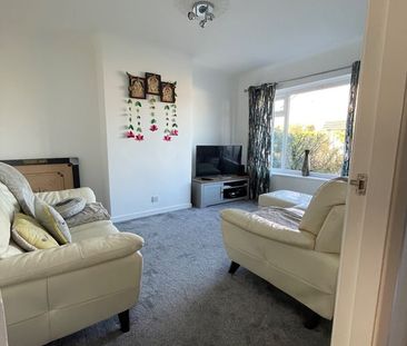 3 Bed Semi-Detached House, Brookhill Avenue, LS17 - Photo 3