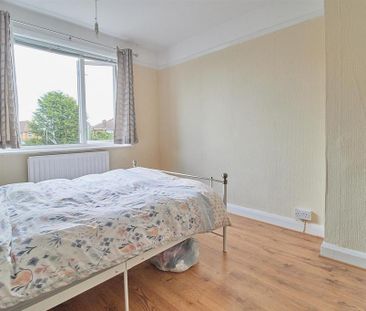 2 bedroom semi-detached house to rent - Photo 5