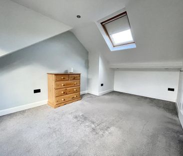 3 bedroom terraced house to rent - Photo 3