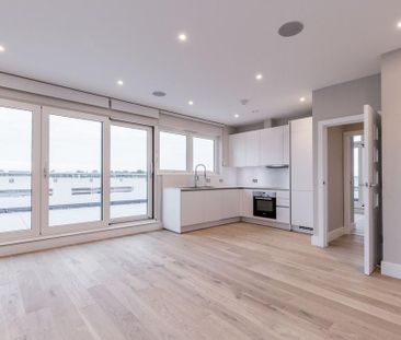 2 bedroom penthouse to rent - Photo 5