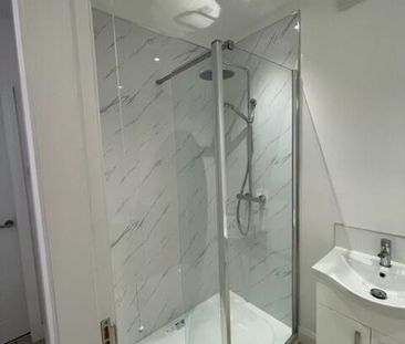 Apartment 1 6 Eglantine Gardens, Belfast, BT9 6EZ - Photo 5