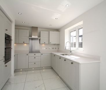 3 bedroom detached house to rent - Photo 3