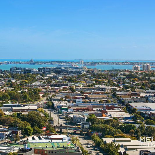 HABITAT - MODERN, BRIGHT AND SPACIOUS - WHITEGOODS ONLY - Photo 1