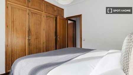 3 room luxury Apartment for rent in Madrid, Spain - Photo 2