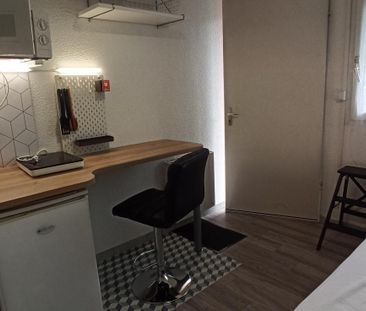 Location appartement 1 pièce 10.62 m2 à Chambray-lès-Tours - Photo 1