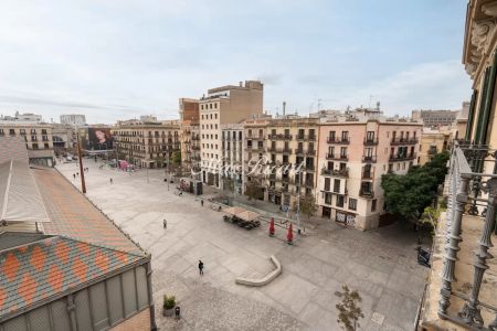 Amplio y luminoso piso en Ciutat Vella - Photo 4