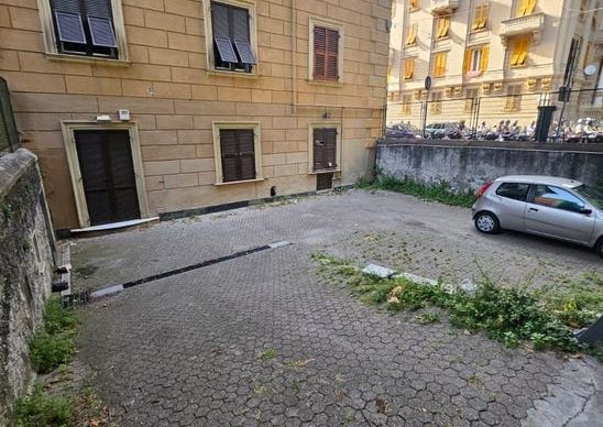 Via via casaregis, Genova, Liguria 16131