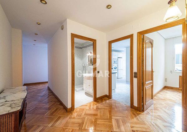 Apartment for rent in Palacio – Madrid