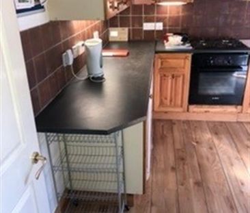 6 Bedroom Semi Detached To Let - Photo 4