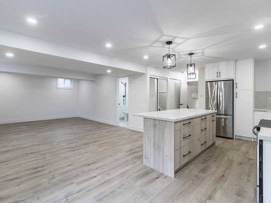 For Lease - 3278 Trevor Court Unit# Lower Level, Mississauga, Ontario - Photo 1