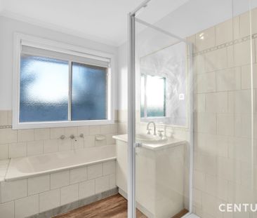 Perfect Family Home !! - Photo 6