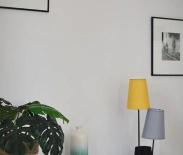 Studio en duplex aux pieds des arènes - Photo 2