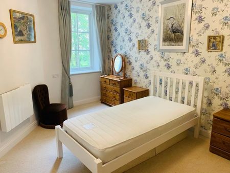 Hawkesbury Place, Cheltenham, GL54 - Photo 3