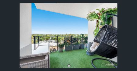Cracking Apartment in the Heart of Wynnum! - Photo 4