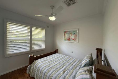 THREE BEDROOM FAMILY HOME - SOUTH DUBBO GEM - Photo 3